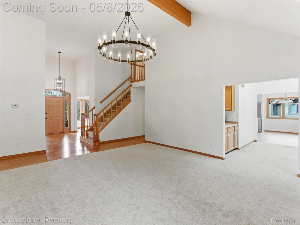 6512 White Lake Road Clarkston City, MI 48346