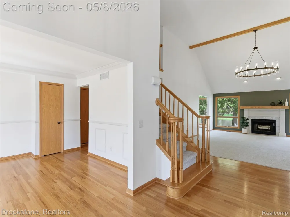 6512 White Lake Road Clarkston City, MI 48346