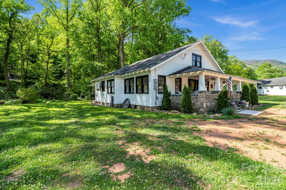 2355 Soco Road Maggie Valley, NC 28751