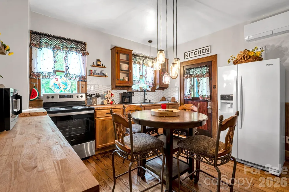 2355 Soco Road Maggie Valley, NC 28751
