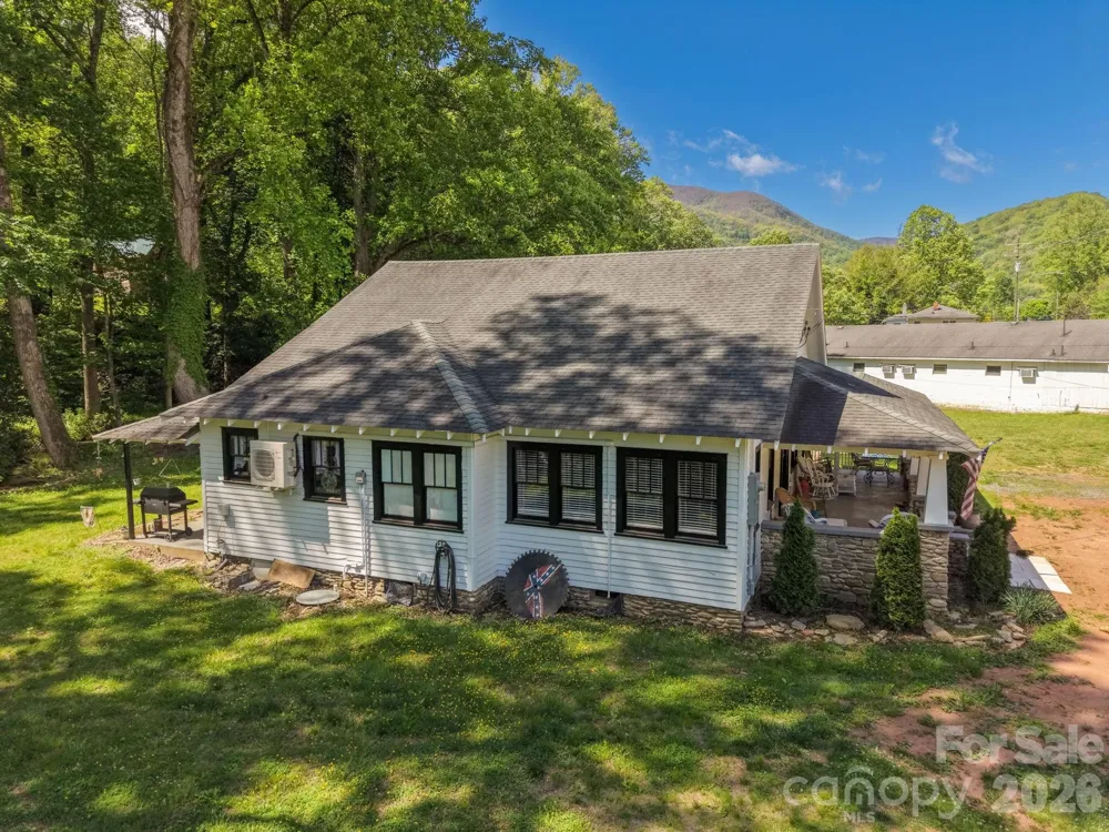 2355 Soco Road Maggie Valley, NC 28751