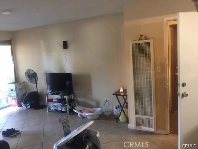 801 S Lyon #A111 Santa Ana, CA 92705