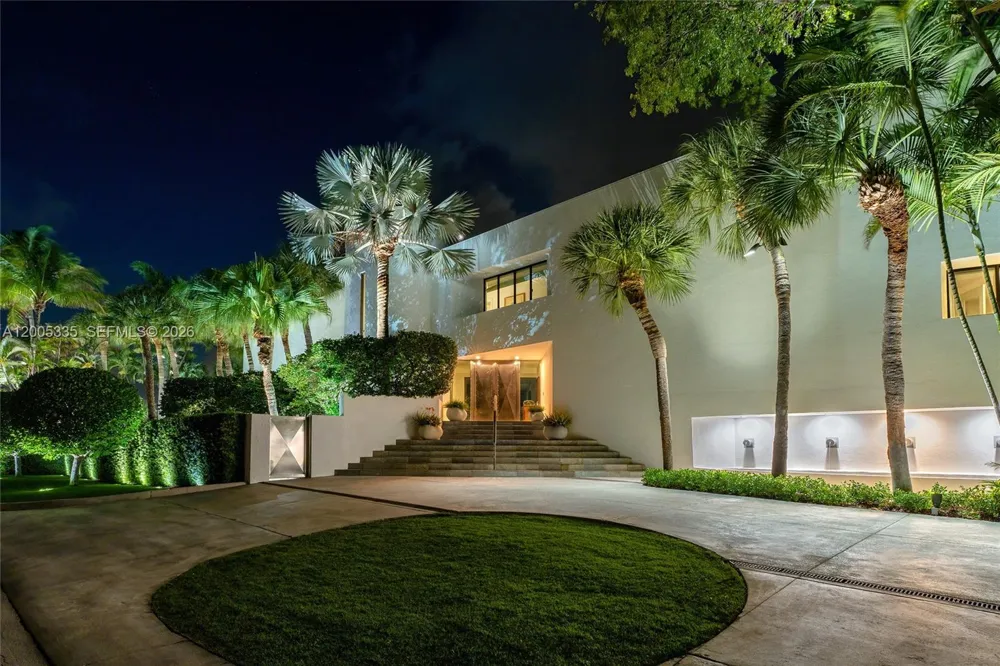 485 W Matheson Dr Key Biscayne, FL 33149