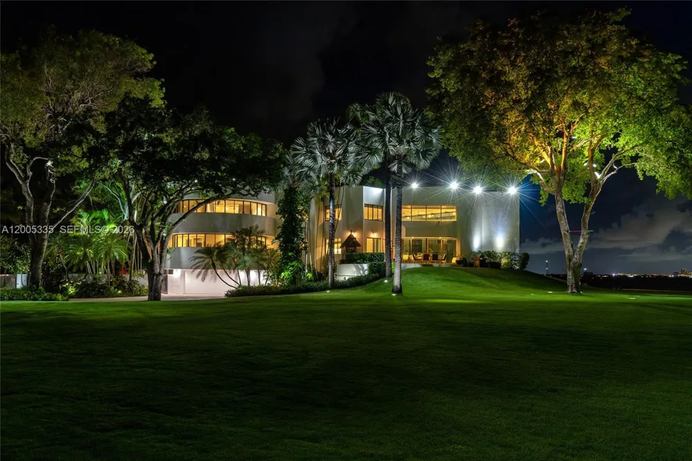 485 W Matheson Dr Key Biscayne, FL 33149
