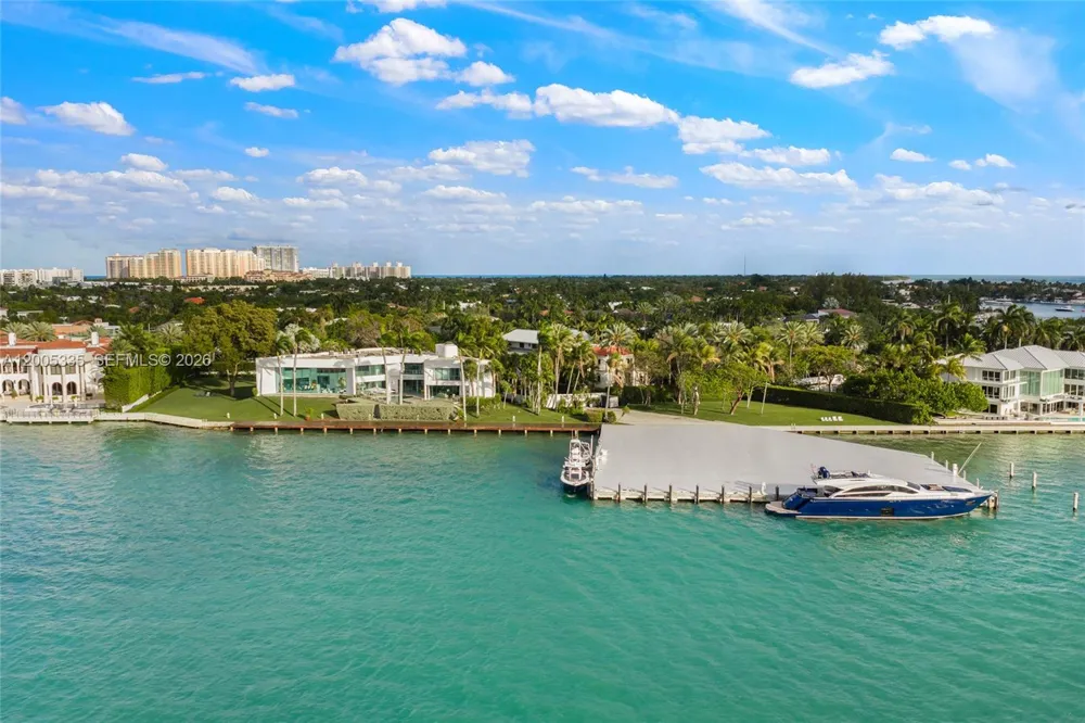 485 W Matheson Dr Key Biscayne, FL 33149