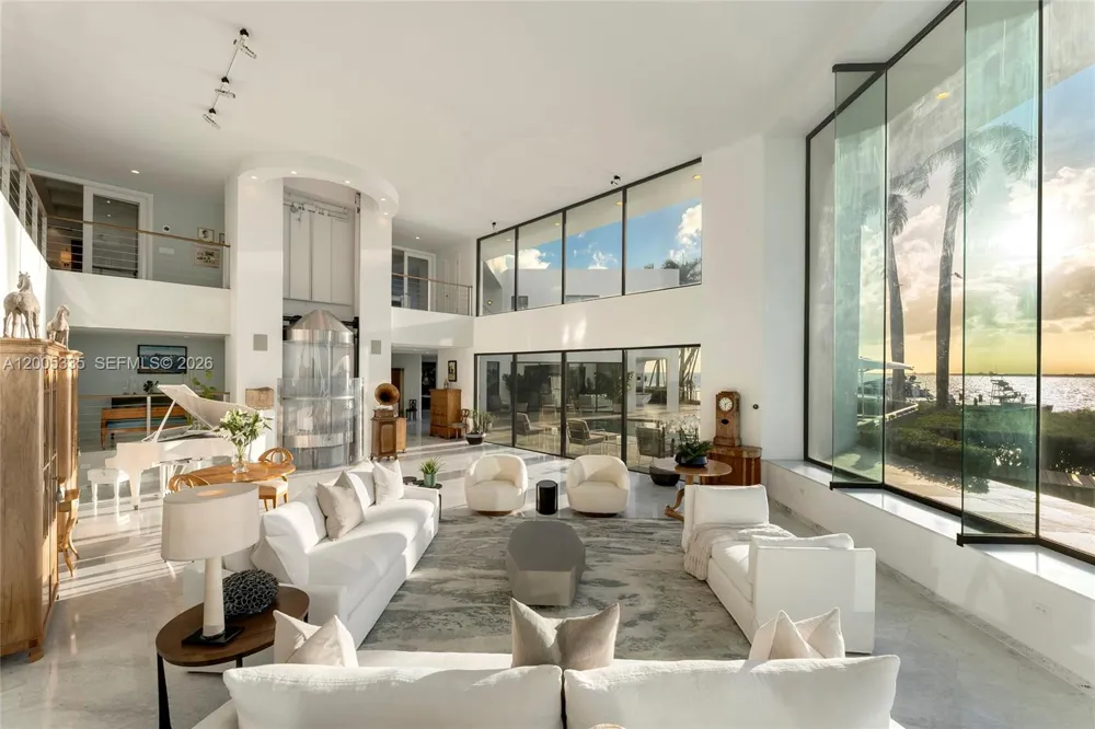 485 W Matheson Dr Key Biscayne, FL 33149