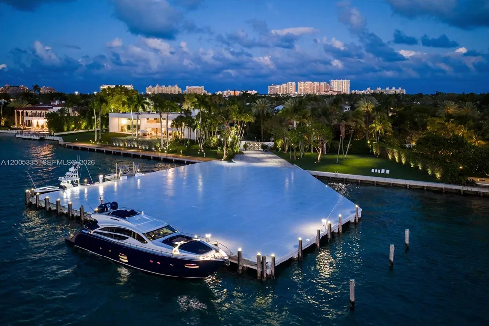 485 W Matheson Dr Key Biscayne, FL 33149