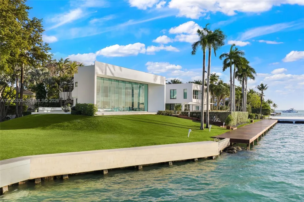 485 W Matheson Dr Key Biscayne, FL 33149