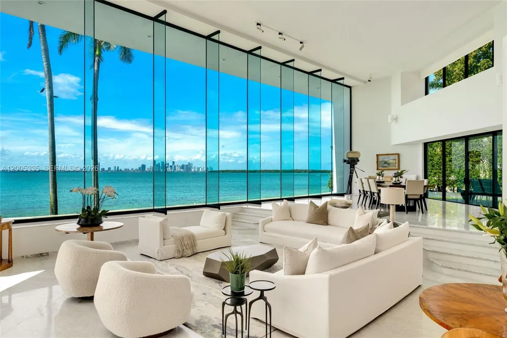 485 W Matheson Dr Key Biscayne, FL 33149