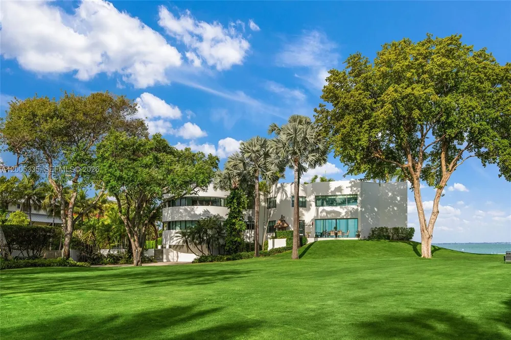 485 W Matheson Dr Key Biscayne, FL 33149