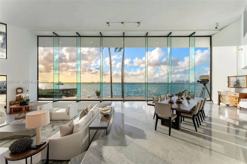 485 W Matheson Dr Key Biscayne, FL 33149