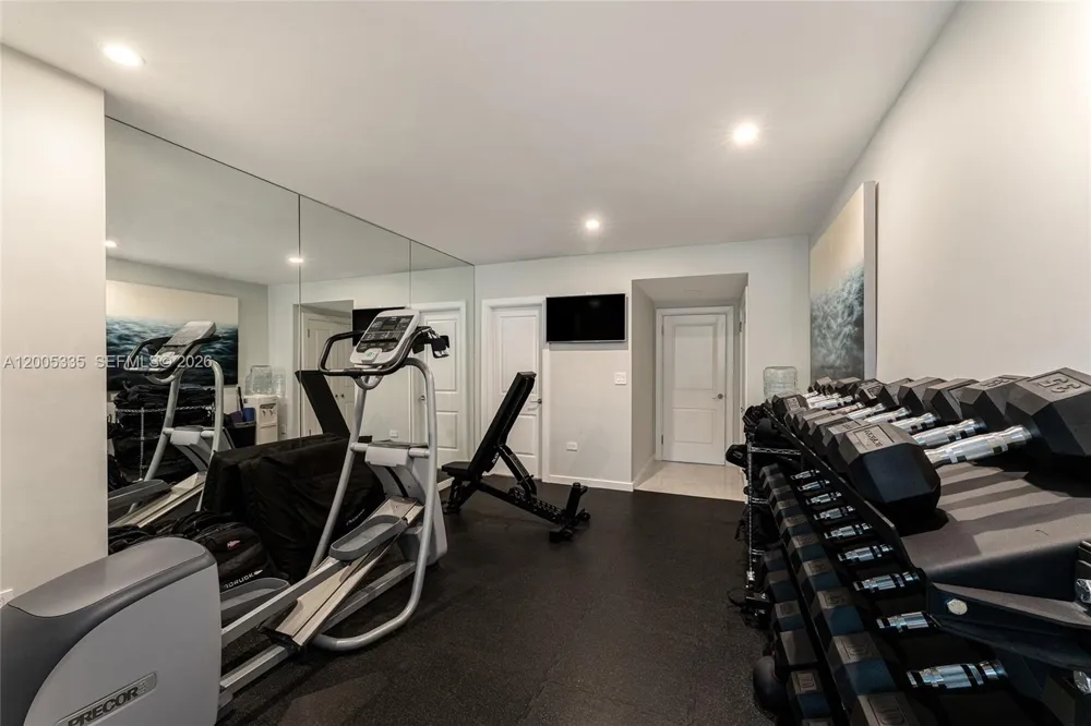 485 W Matheson Dr Key Biscayne, FL 33149