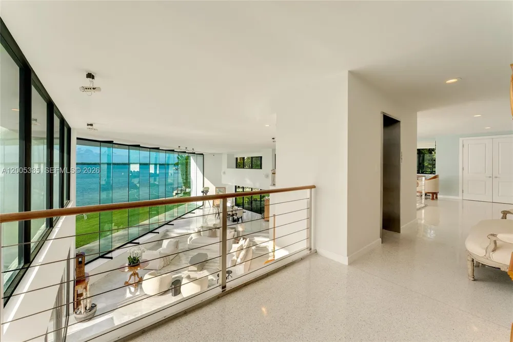 485 W Matheson Dr Key Biscayne, FL 33149