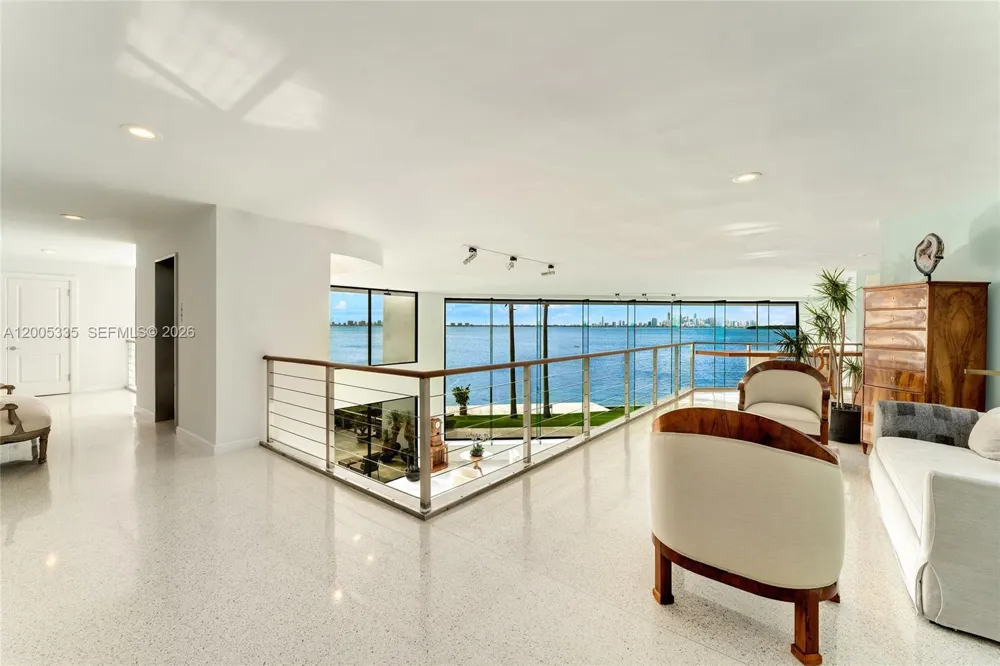 485 W Matheson Dr Key Biscayne, FL 33149