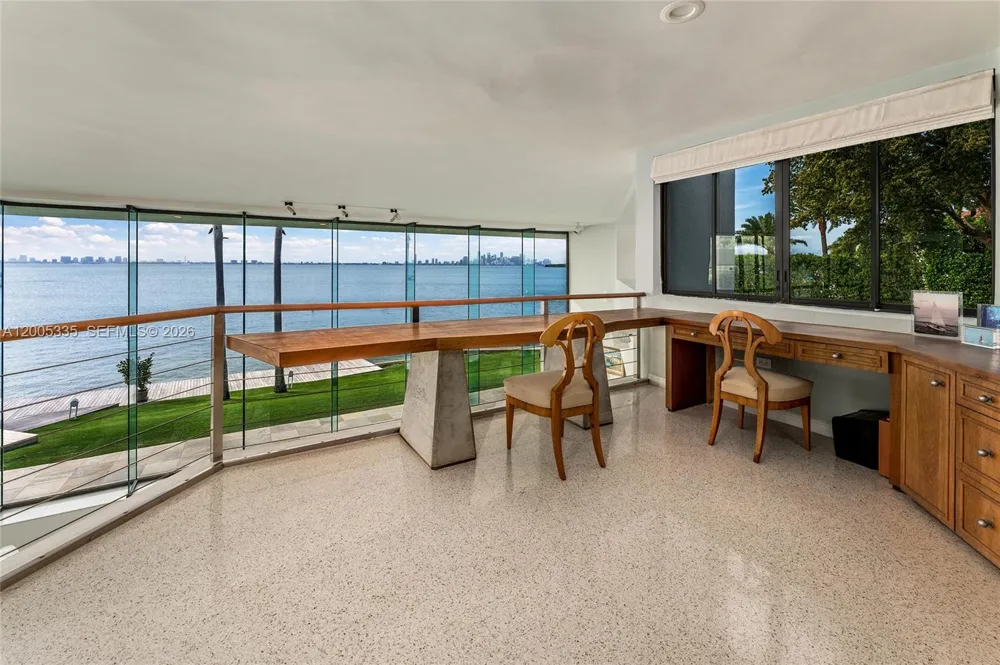 485 W Matheson Dr Key Biscayne, FL 33149