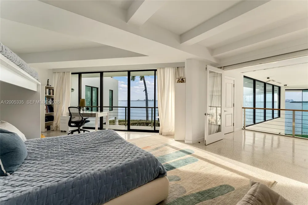 485 W Matheson Dr Key Biscayne, FL 33149