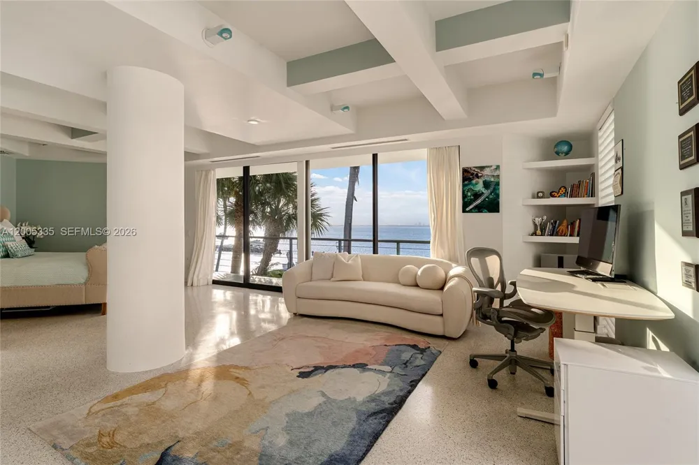 485 W Matheson Dr Key Biscayne, FL 33149