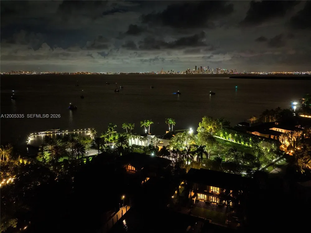 485 W Matheson Dr Key Biscayne, FL 33149