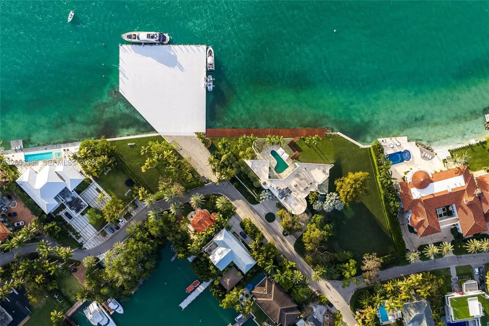 485 W Matheson Dr Key Biscayne, FL 33149