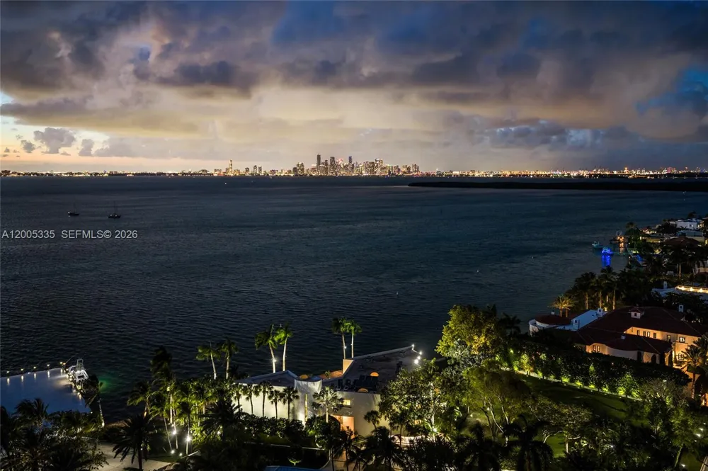 485 W Matheson Dr Key Biscayne, FL 33149