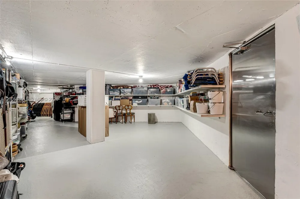 485 W Matheson Dr Key Biscayne, FL 33149