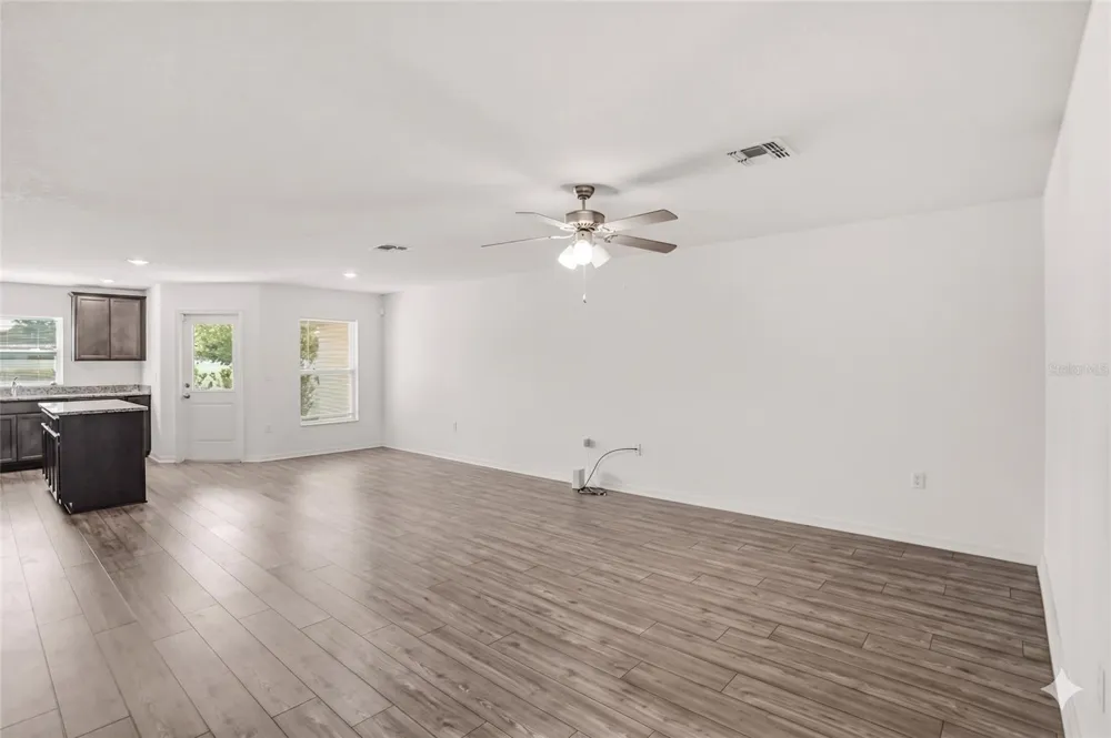 1758 WITHERNSEA COURT Tavares, FL 32778