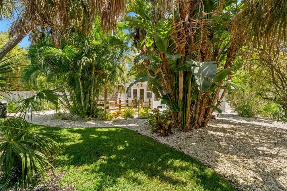 517 79TH AVENUE St Pete Beach, FL 33706