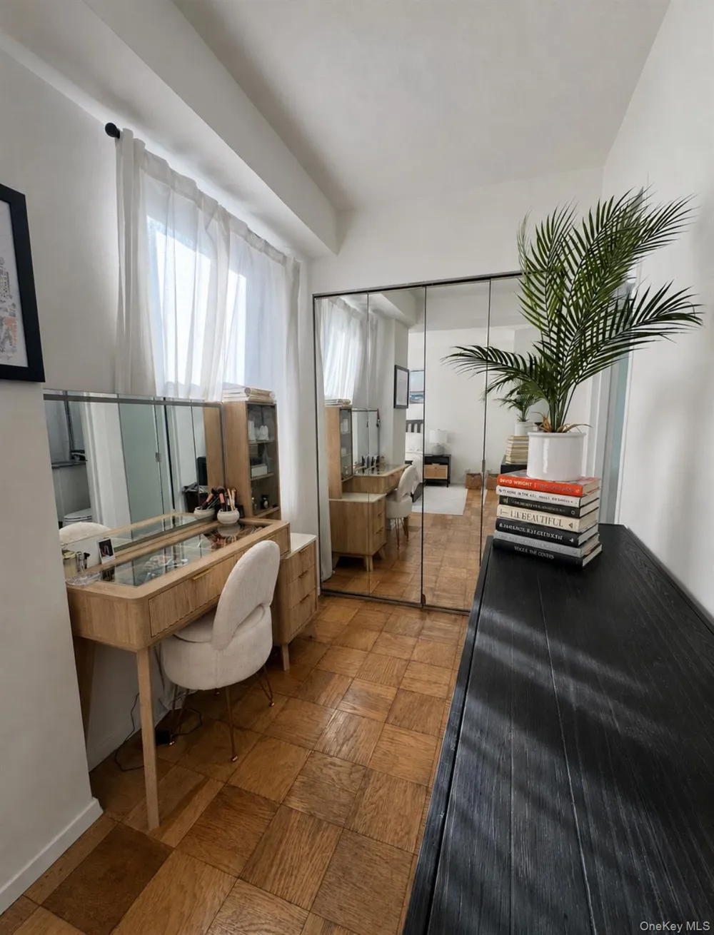 225 E 57th Street #20E New York (Manhattan), NY 10022