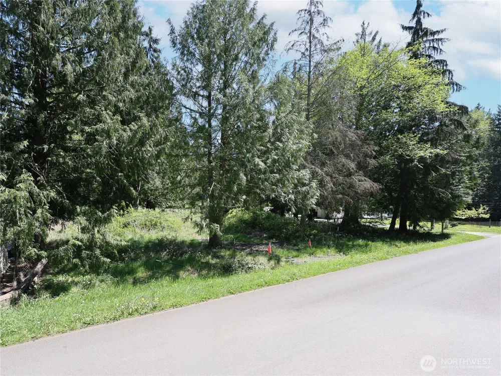 13821 30th Avenue NW Tulalip, WA 98271