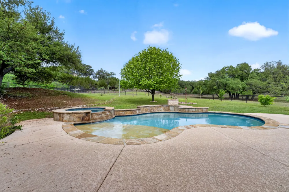 123 GROSBEAK DRIVE Spring Branch, TX 78070