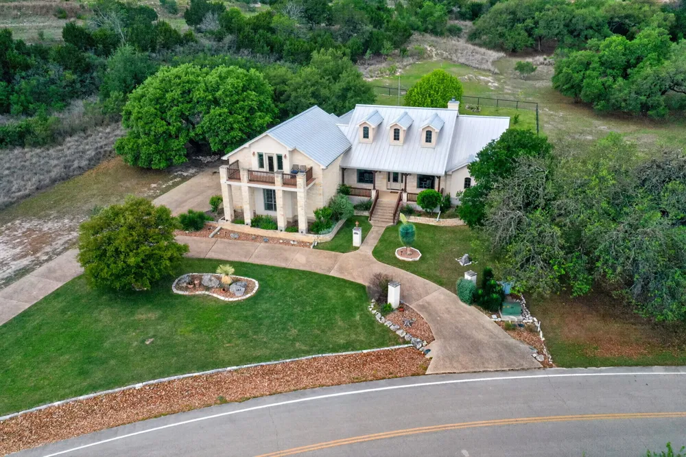 123 GROSBEAK DRIVE Spring Branch, TX 78070
