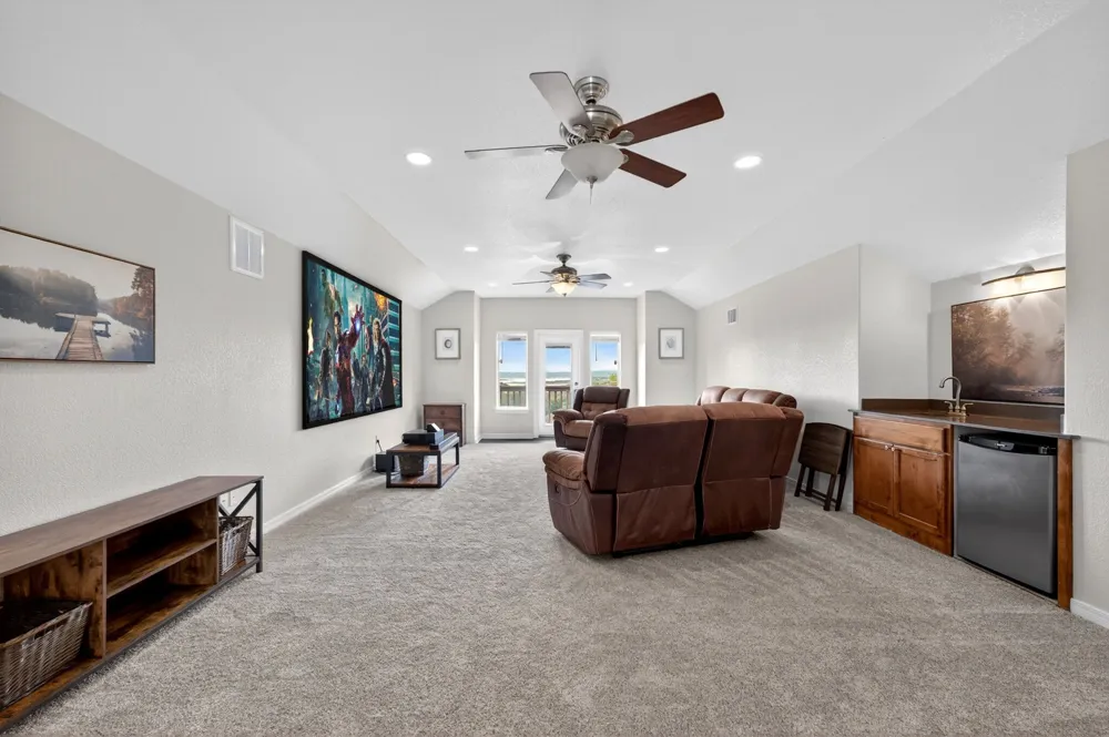 123 GROSBEAK DRIVE Spring Branch, TX 78070