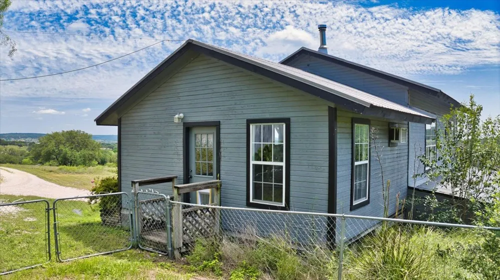 1630 County Road 335 Burnet, TX 78611