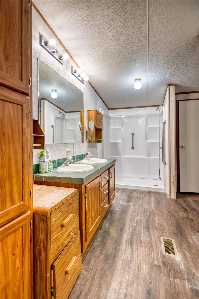 1630 County Road 335 Burnet, TX 78611
