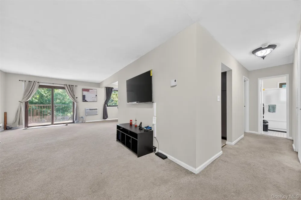 10 Oakwood Terrace #65 New Windsor, NY 12553