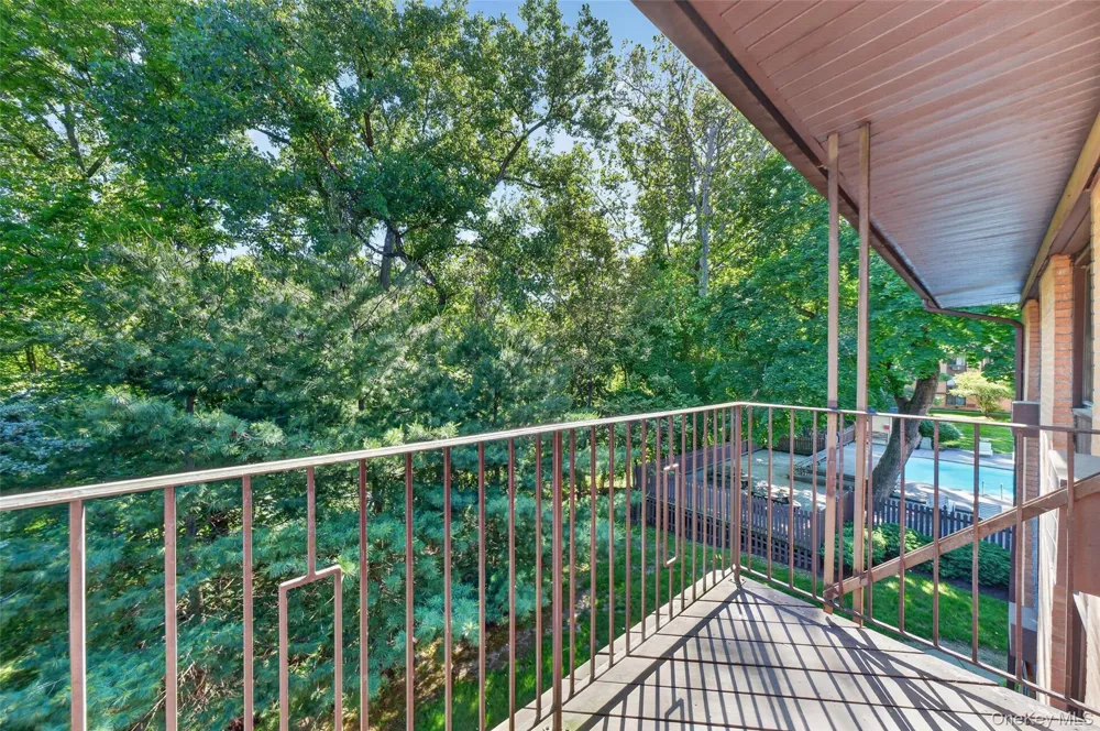 10 Oakwood Terrace #65 New Windsor, NY 12553