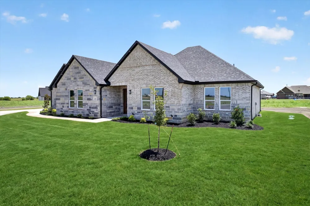 215 Regina Street Celeste, TX 75452
