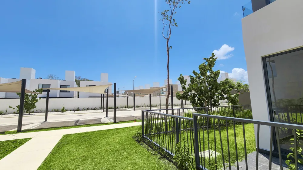 248 Manzana Lote 4 #B204 Playa del Carmen, OS 77718