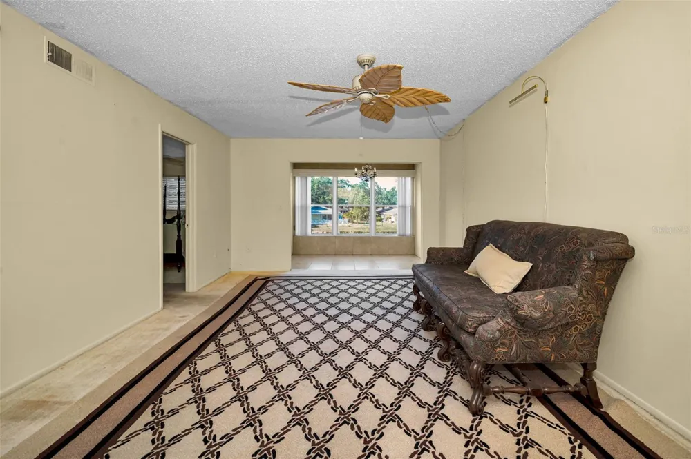 936 VIRGINIA STREET #201 Dunedin, FL 34698