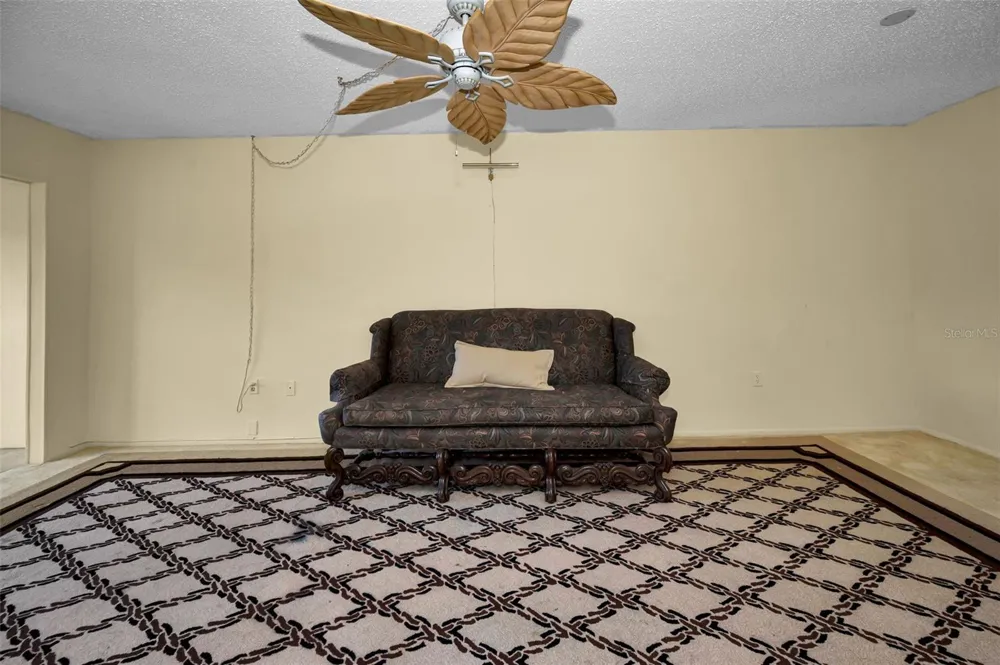 936 VIRGINIA STREET #201 Dunedin, FL 34698