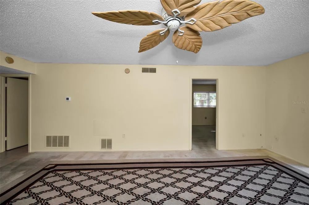 936 VIRGINIA STREET #201 Dunedin, FL 34698