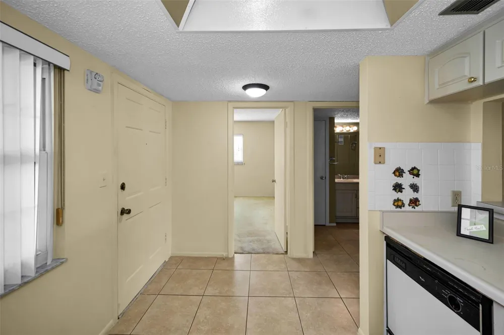 936 VIRGINIA STREET #201 Dunedin, FL 34698