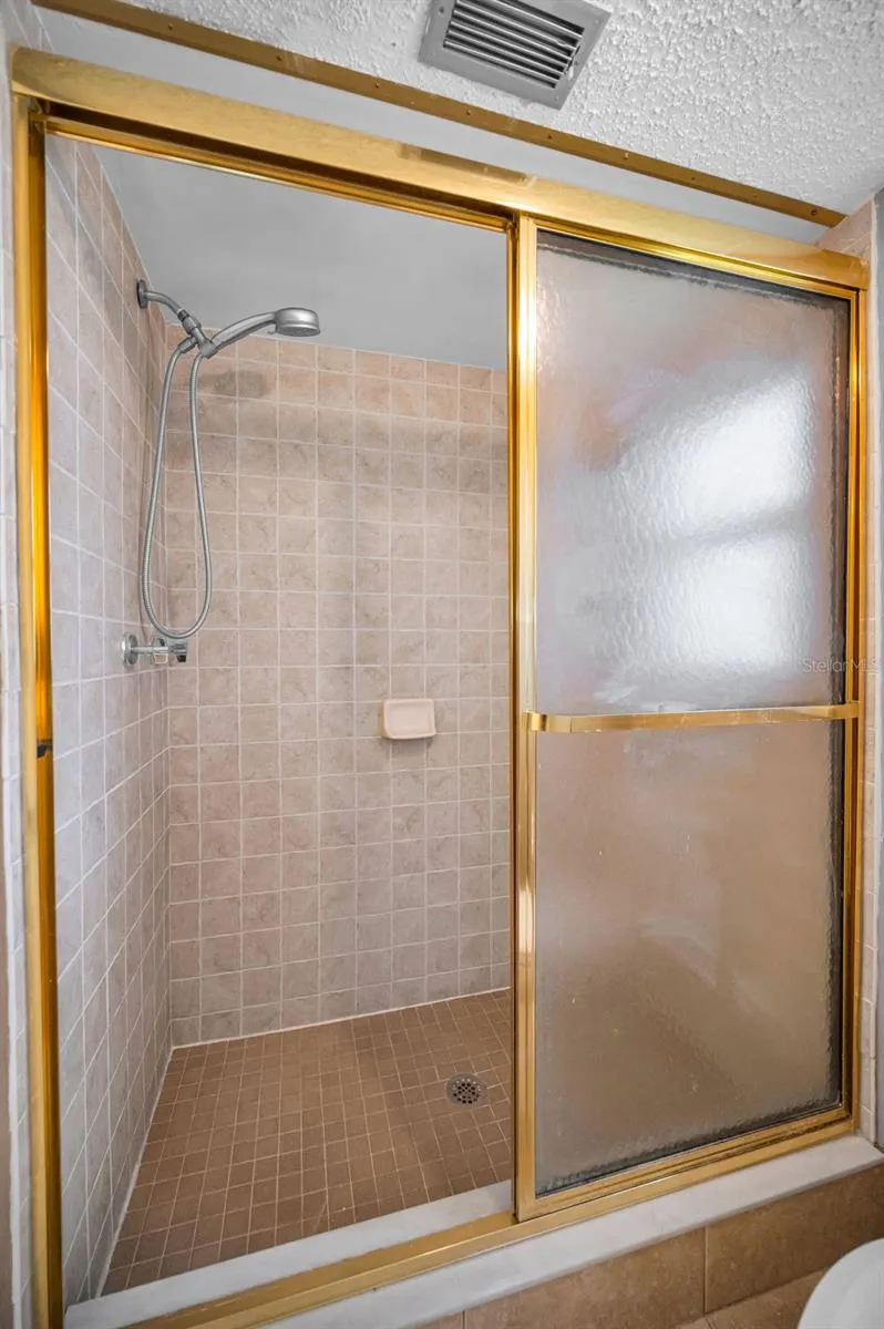 936 VIRGINIA STREET #201 Dunedin, FL 34698