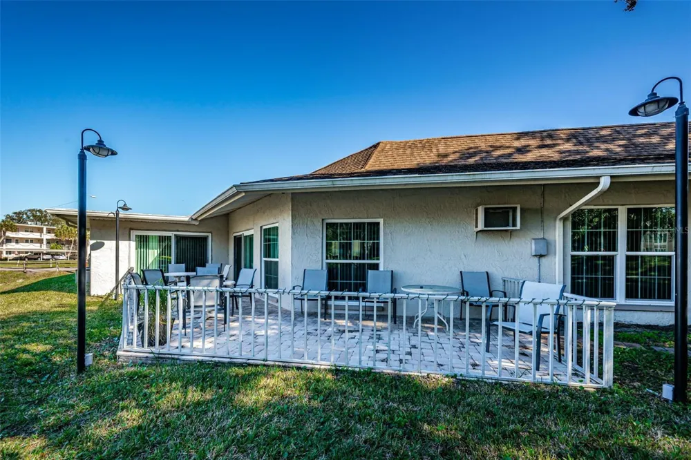 936 VIRGINIA STREET #201 Dunedin, FL 34698
