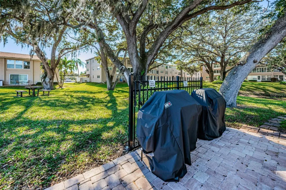 936 VIRGINIA STREET #201 Dunedin, FL 34698