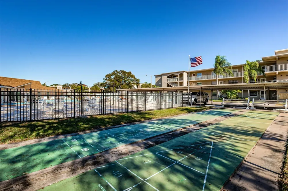 936 VIRGINIA STREET #201 Dunedin, FL 34698
