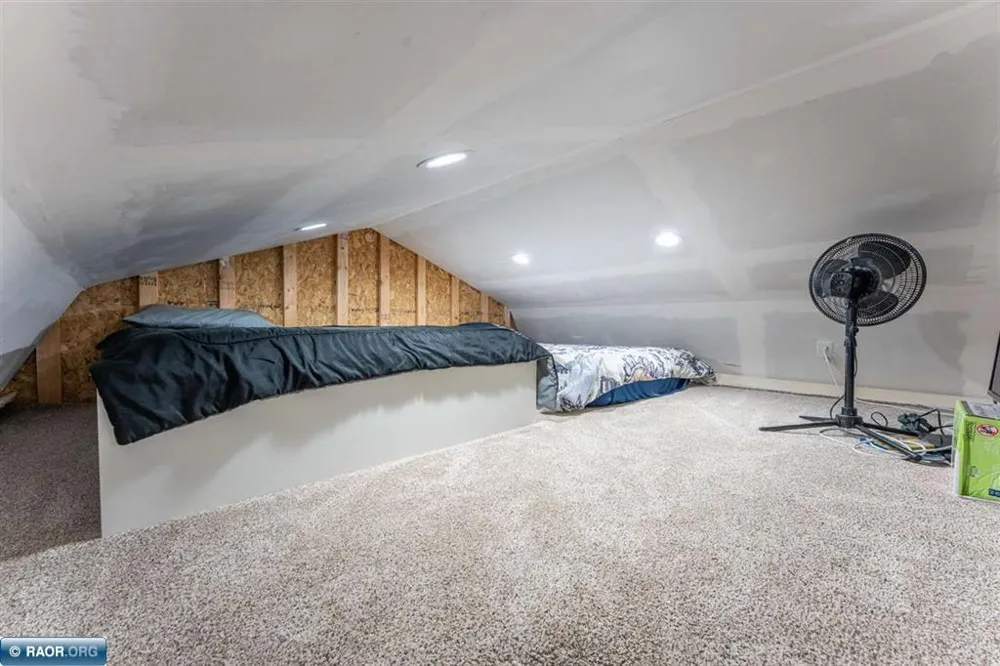 8335 Boulder Ridge Drive Cook, MN 55723