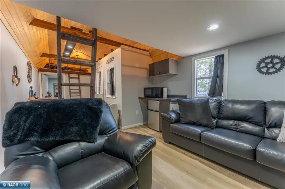 8335 Boulder Ridge Drive Cook, MN 55723