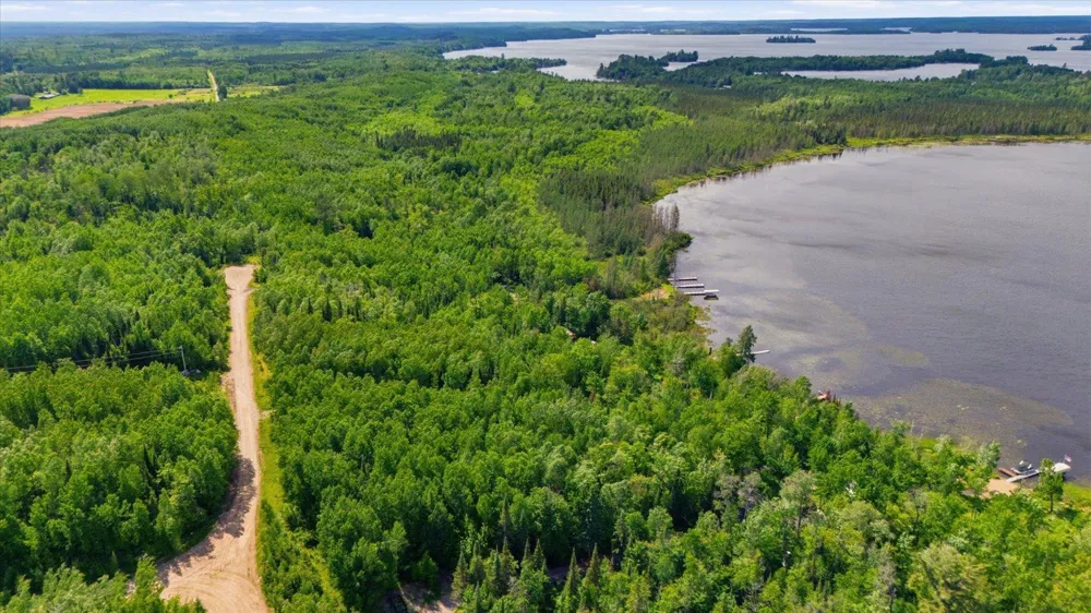 8335 Boulder Ridge Drive Cook, MN 55723