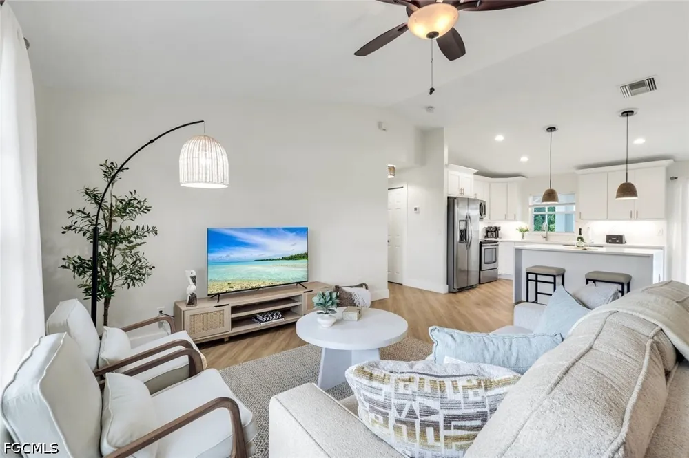 Oasis Boulevard Cape Coral, FL 33914
